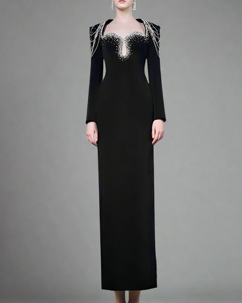 فستان عمودي بأكمام طويلة وسلاسل كتف مزينة بالخرز - أسترا