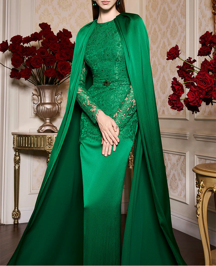lace-embellished gown with satin cape – NAYZZK