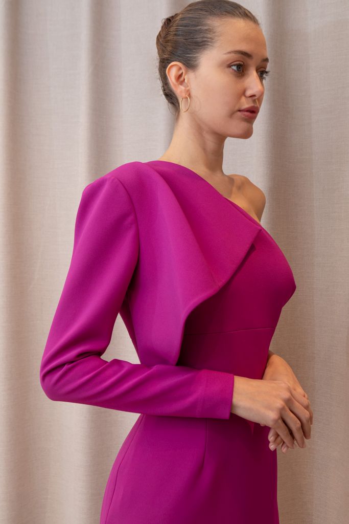 one-shoulder gown with sculpted ruffle – SILIIE