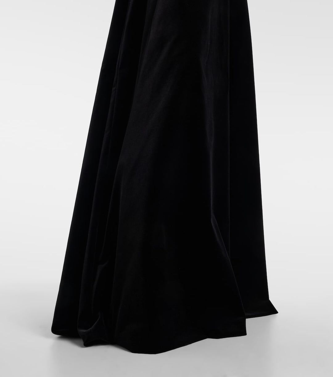 Strapless velvet gown with lace ruffle hem – OSAMA