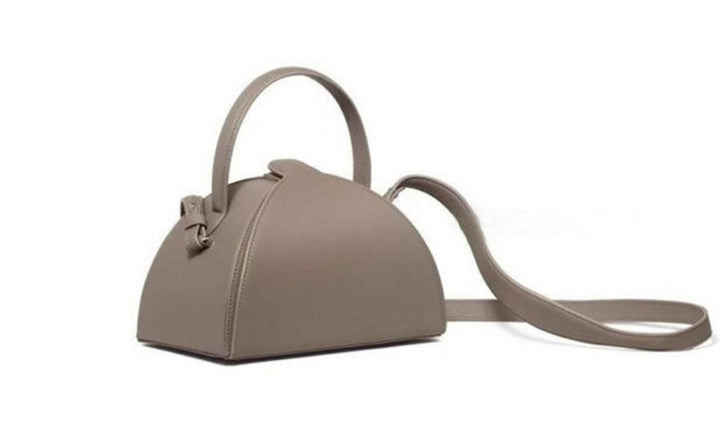 geweven rieten draagtas met dubbele leren handvatten – LÉONIE 