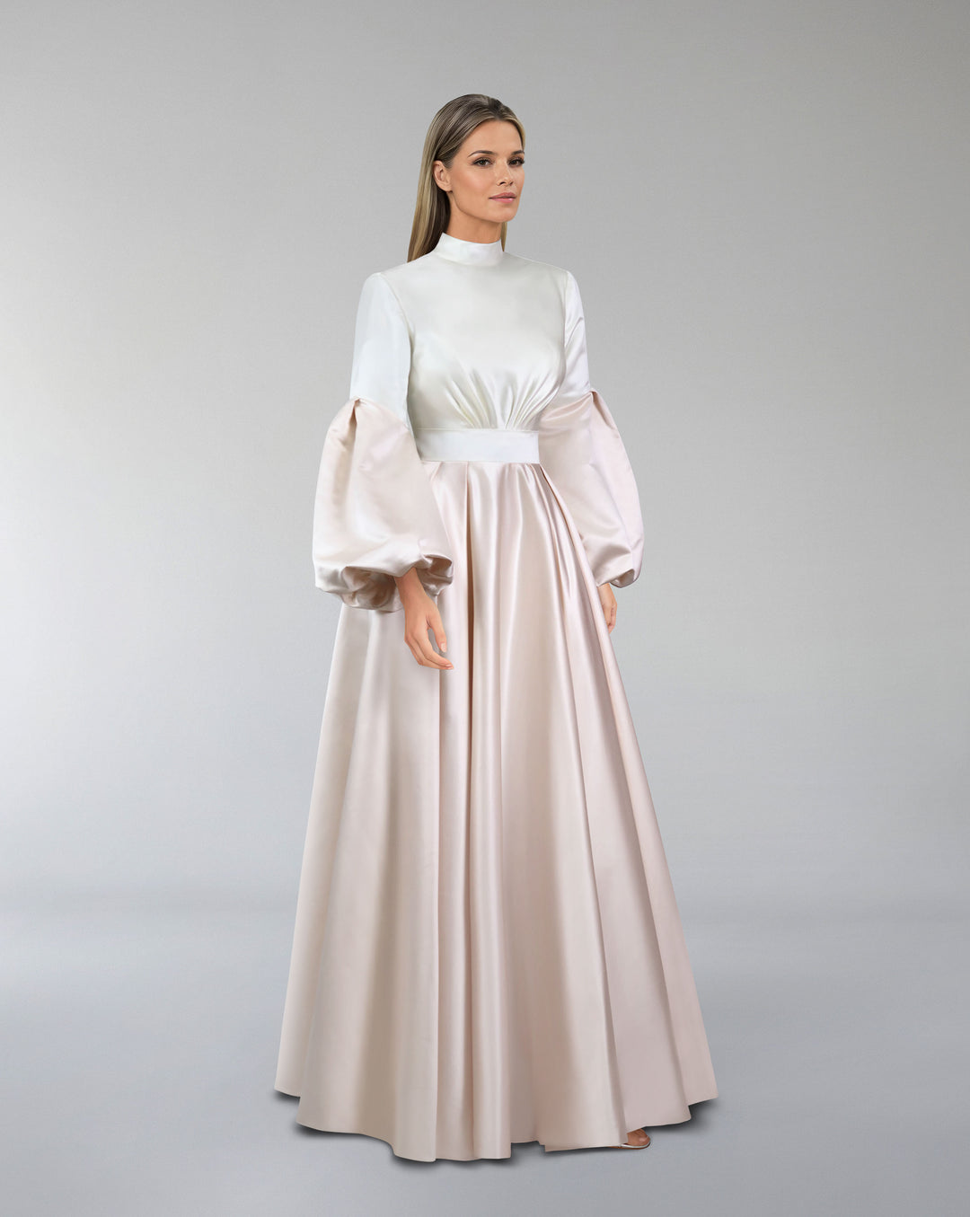 Puffed sleeves dress with maxi skirt