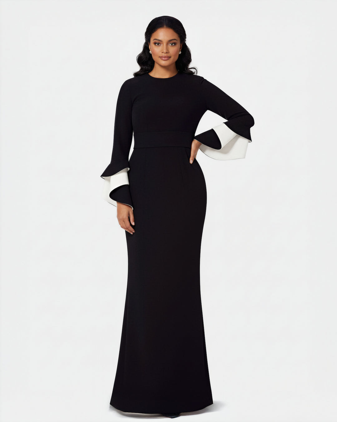 long-sleeve fishtail gown with contrast cuff flares – NOLED-1 –