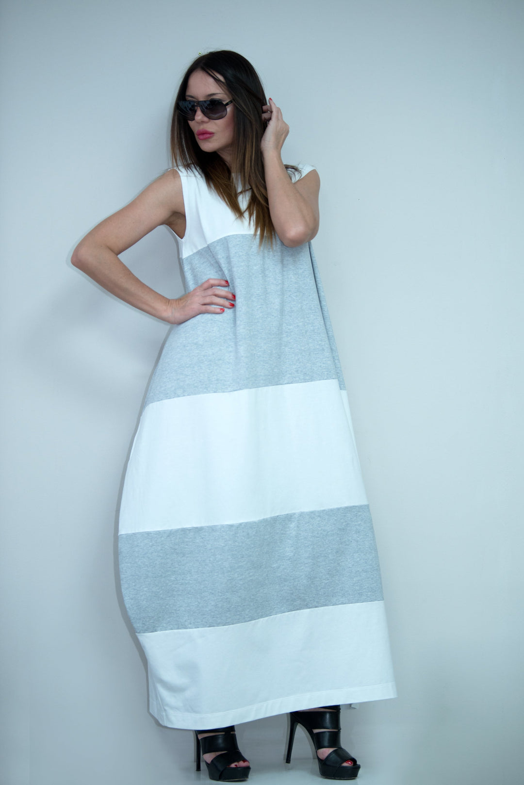 White and Navy Blue Summer Dress