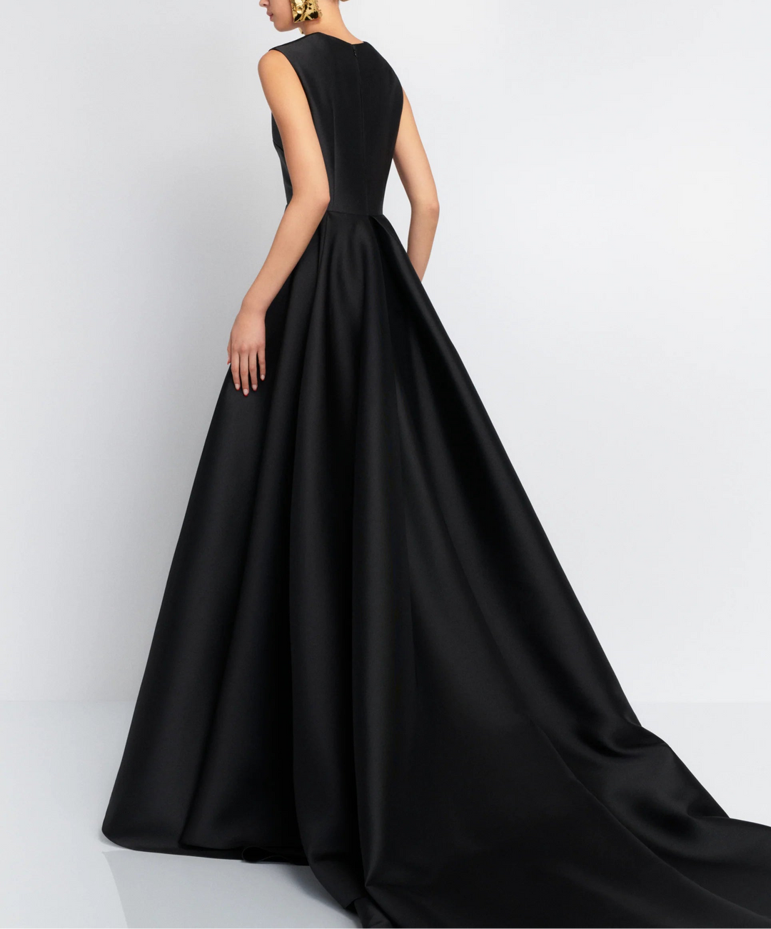 sleeveless sculpted gown with dramatic flare skirt – NOIR