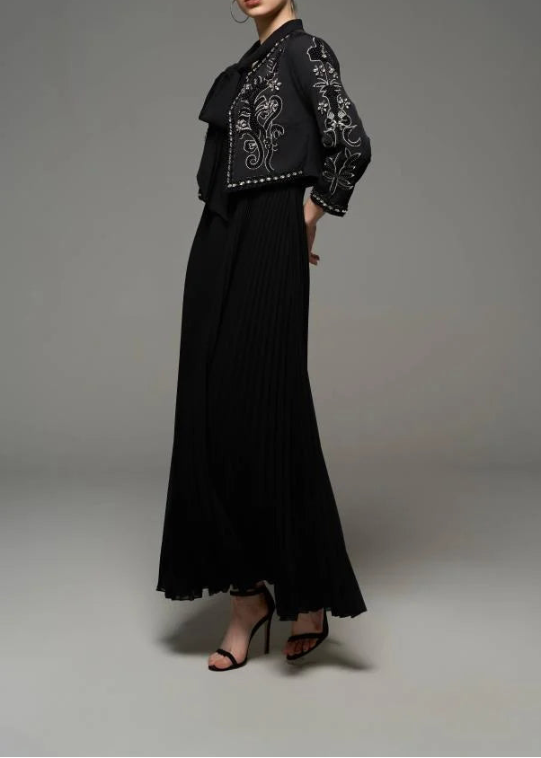 Haut à manches évasées plissées et ensemble jupe longue avec ceinture à la taille – Rosiny 