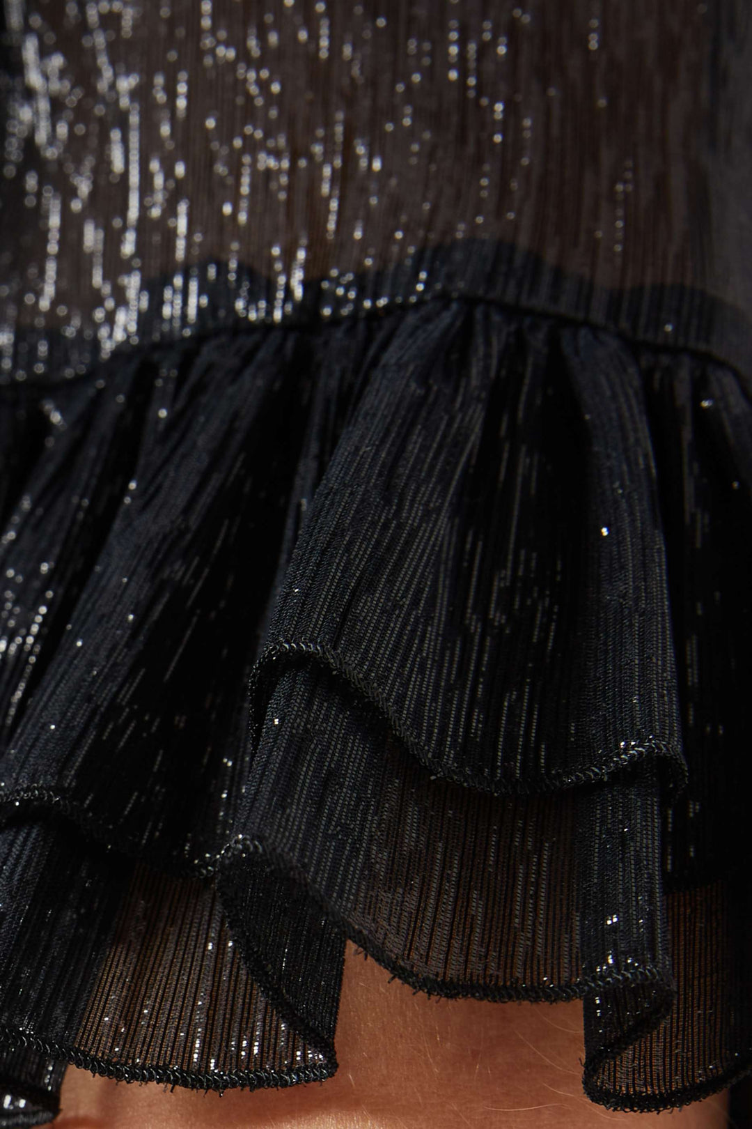 metallic midi dress with ruffled sleeves and hem – SERENA