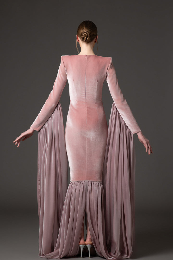 فستان سهرة مخملي بأكمام شيفون منسدلة بشكل درامي - إيلارا