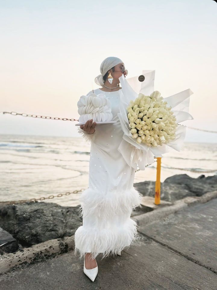 Ostrich feathered loose dress