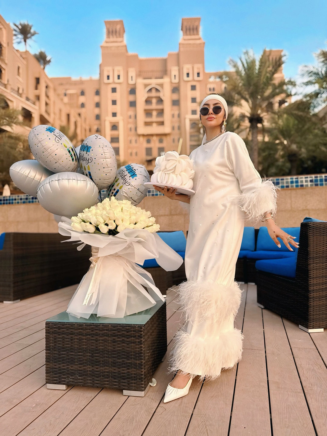 Ostrich feathered loose dress