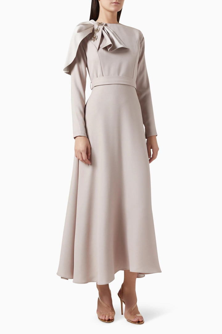long-sleeve gown with bow-shoulder detail – VIVIENNE