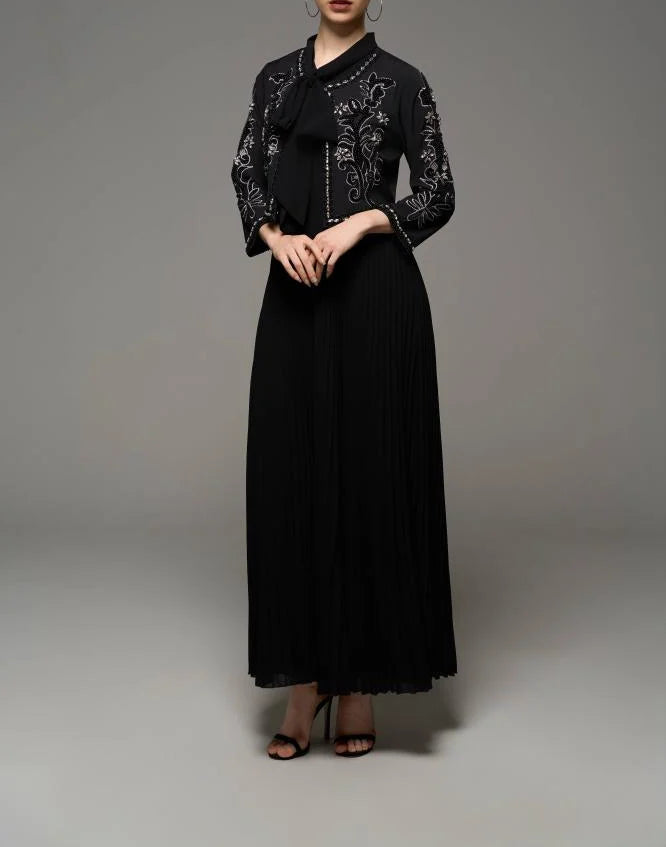 Haut à manches évasées plissées et ensemble jupe longue avec ceinture à la taille – Rosiny 