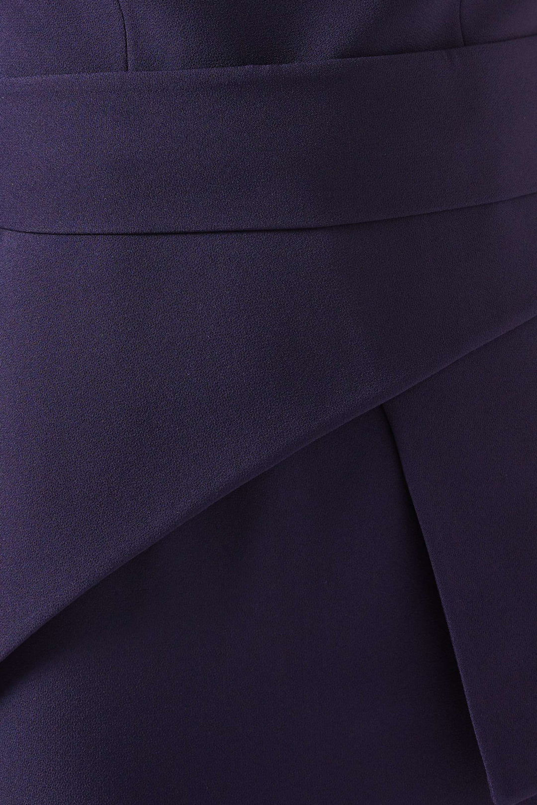 Long-sleeve gown with structured peplum waist – NOIRÉ