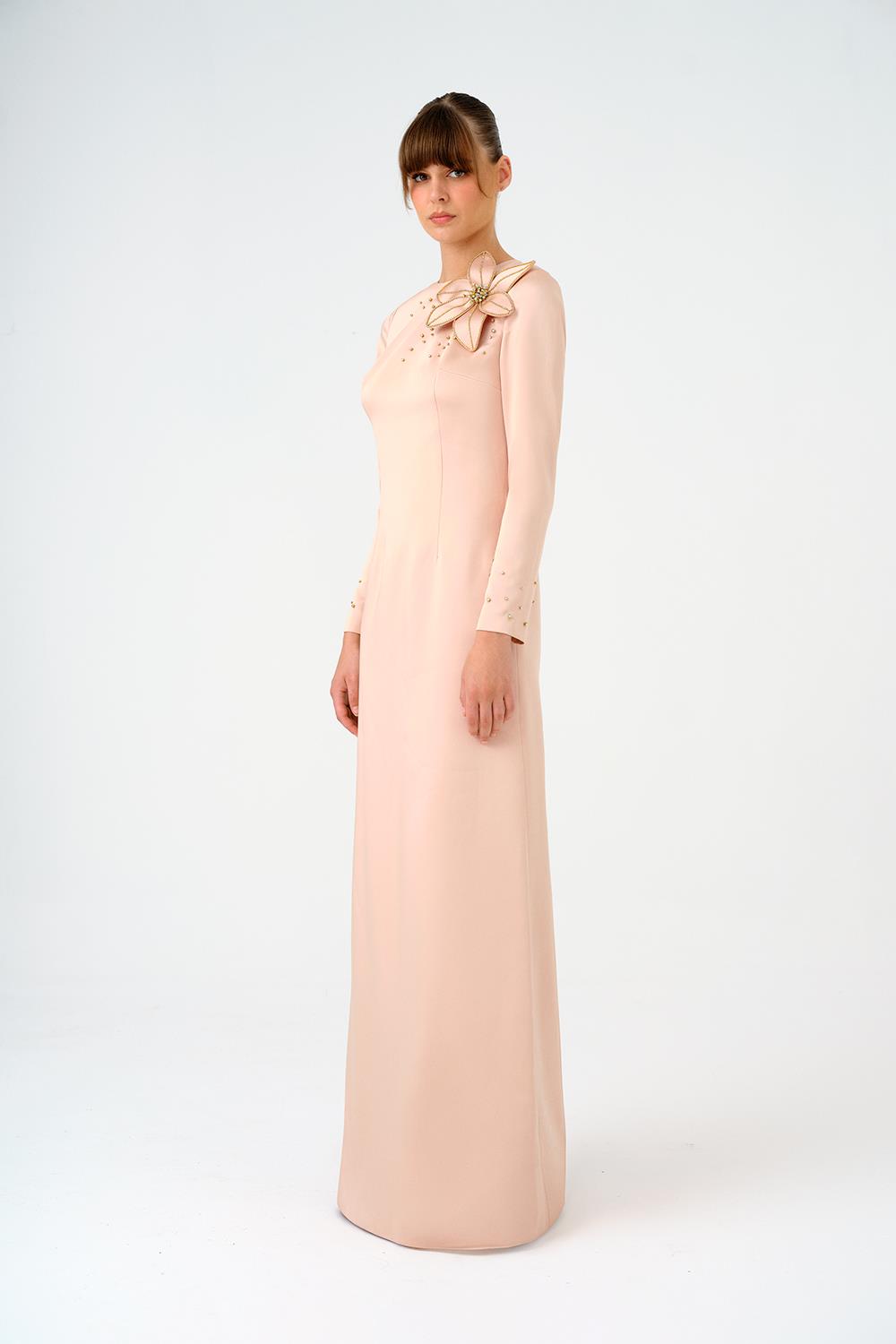 فستان سهرة طويل الأكمام مزين بالزهور - نواريل