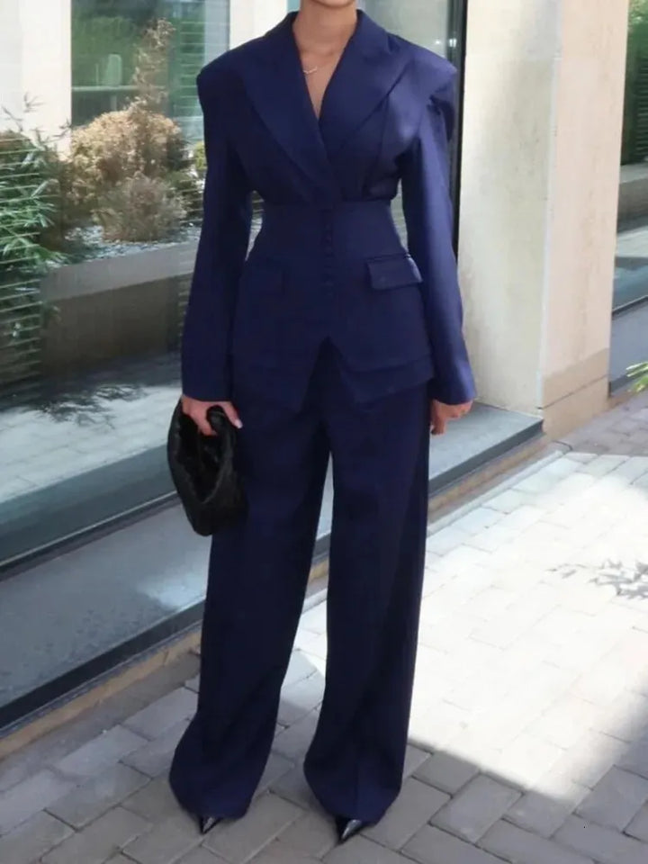 Plissiertes Oberteil mit ausgestellten Ärmeln und Maxirock-Set mit Taillengürtel – Rosiny 