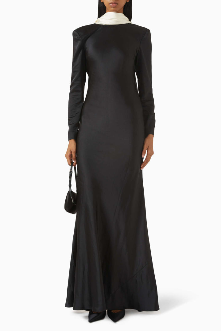 satin column gown with contrast neckline – NOIRE