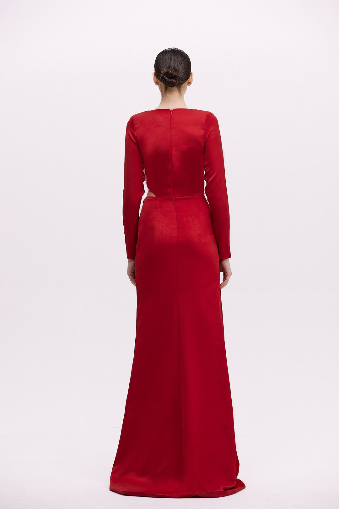 فستان ساتان ملفوف من الأمام مع لفة عند الخصر وفتحة جانبية – روبينا