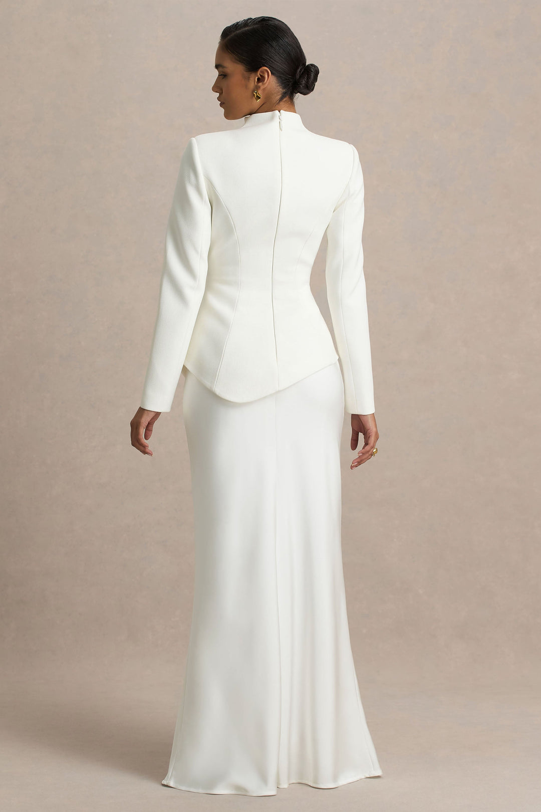 structured long-sleeve gown with sculpted waist – AURORA