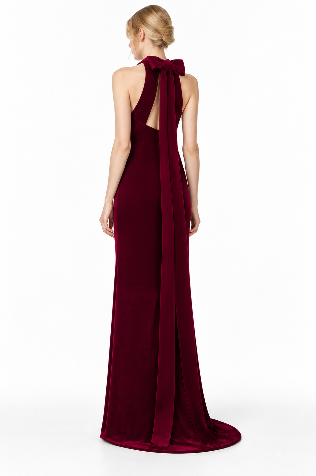 Halter-neck velvet floor-length gown with train – Valeria