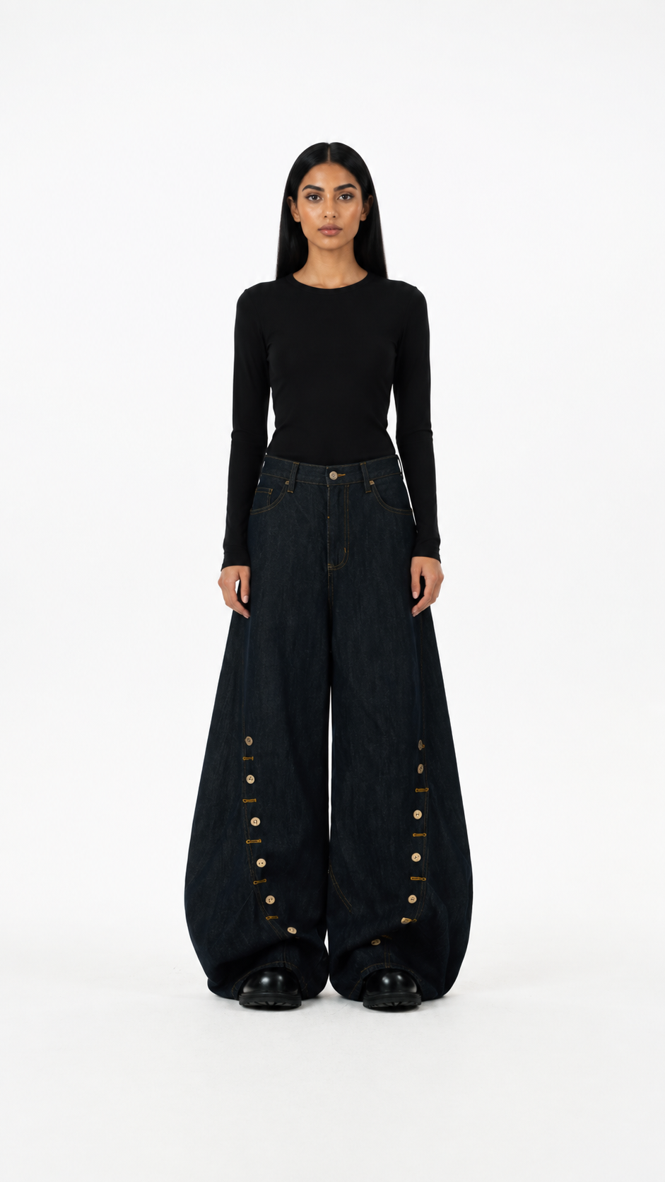 Black Washed Button Detail Wide-Leg Jeans – ZORVEN