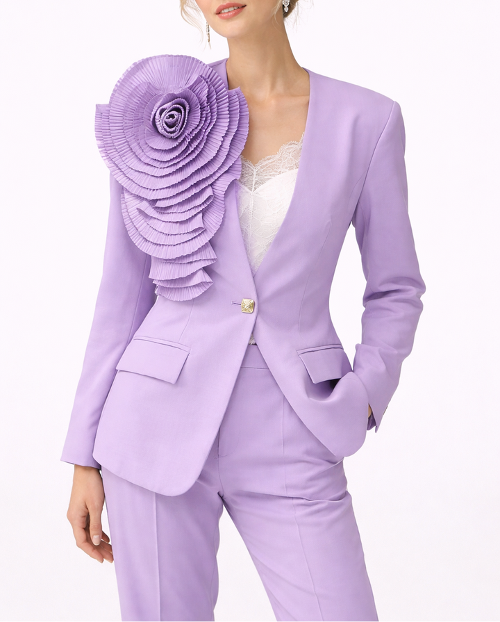Tailored blazer with oversized floral appliqué – LIMEA