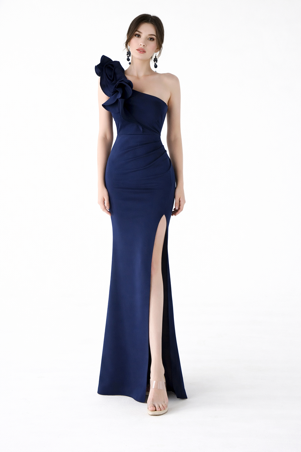 one-shoulder mermaid gown with sculpted ruffle detail – EMERALD