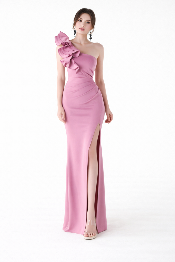 one-shoulder mermaid gown with sculpted ruffle detail – EMERALD