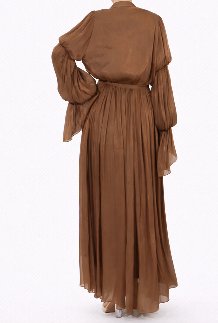 طقم مكون من بلوزة قصيرة وتنورة طويلة من الدانتيل الزهري - أزرق سماوي