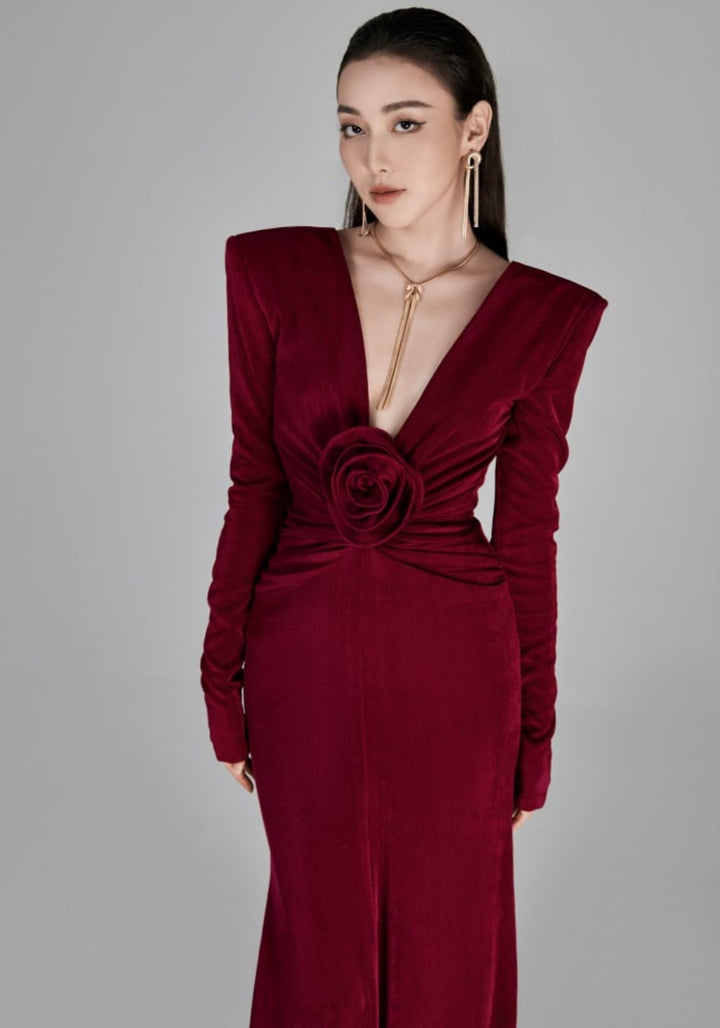 sculpted velvet gown with rosette detail – RUBINA
