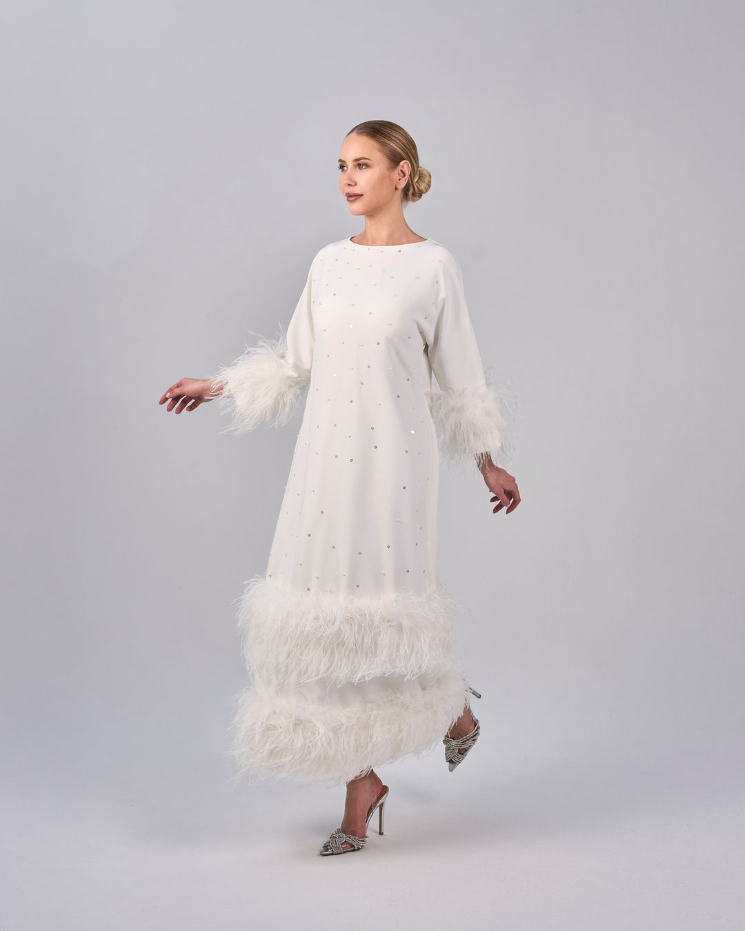 Ostrich feathered loose dress