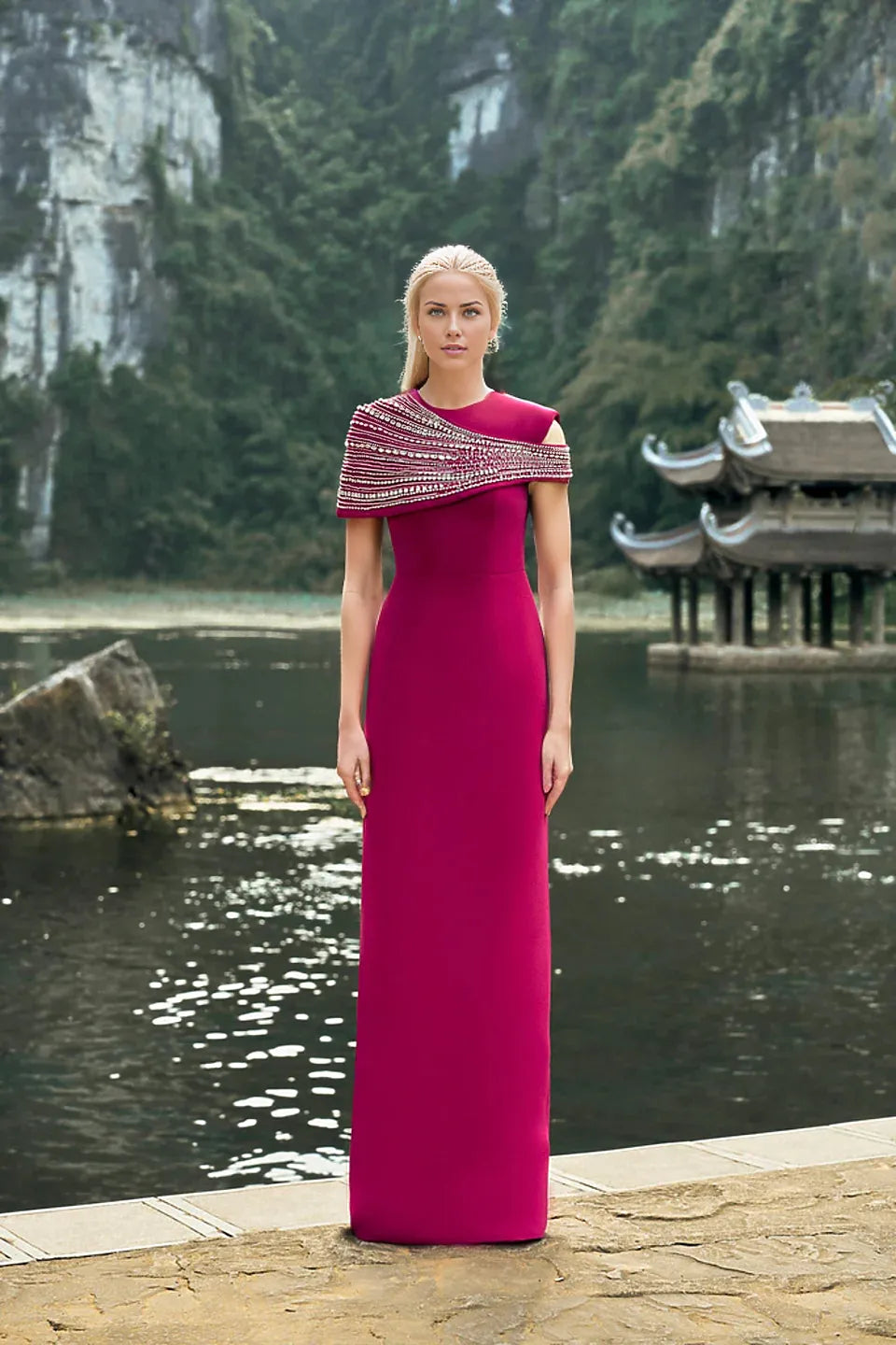 embellished asymmetric cape gown – Lornal –