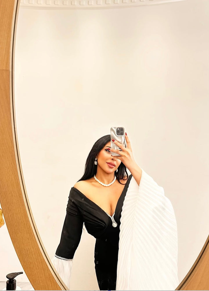 فستان حورية البحر مكشوف الكتفين بأكمام مطوية مثيرة – شيري