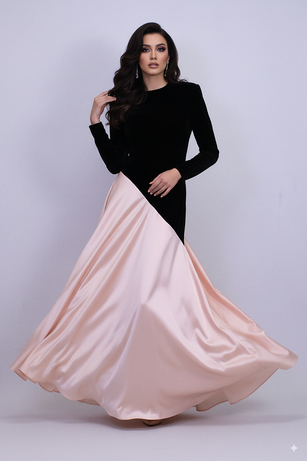 velvet and satin color-block gown with long sleeves – SALIEN