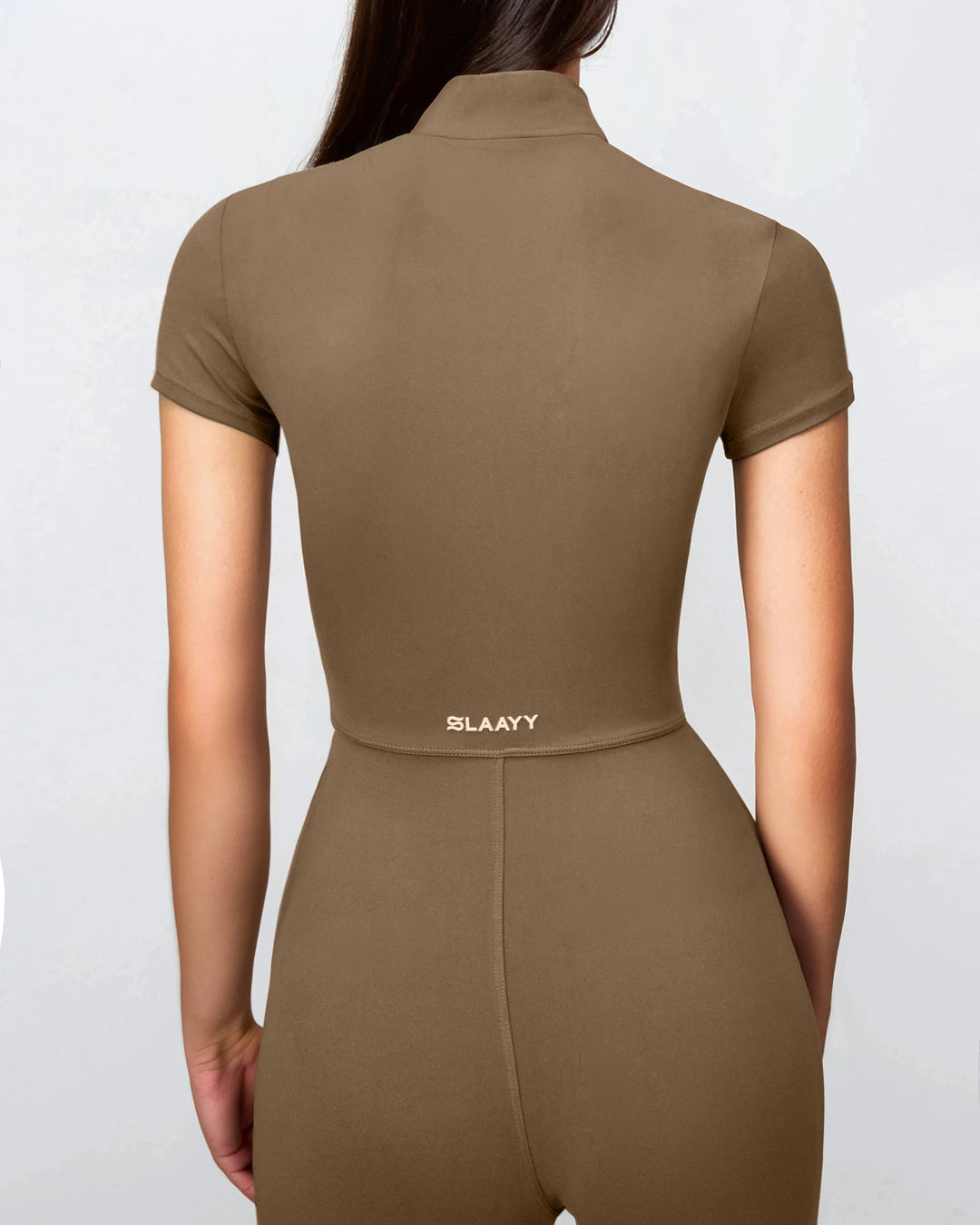 Haut à manches évasées plissées et ensemble jupe longue avec ceinture à la taille – Rosiny 