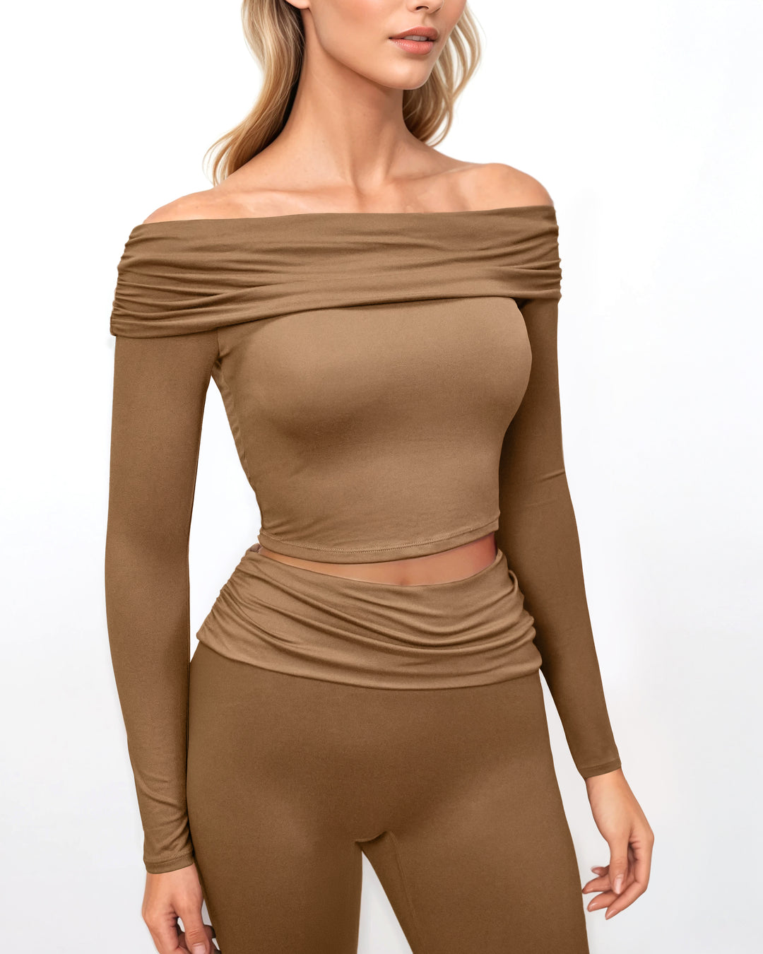 Plissiertes Oberteil mit ausgestellten Ärmeln und Maxirock-Set mit Taillengürtel – Rosiny 