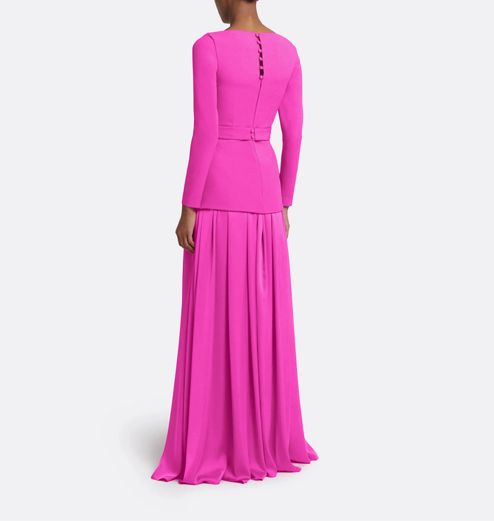 long-sleeve gown with square neckline and pleated skirt – FLAMINGO