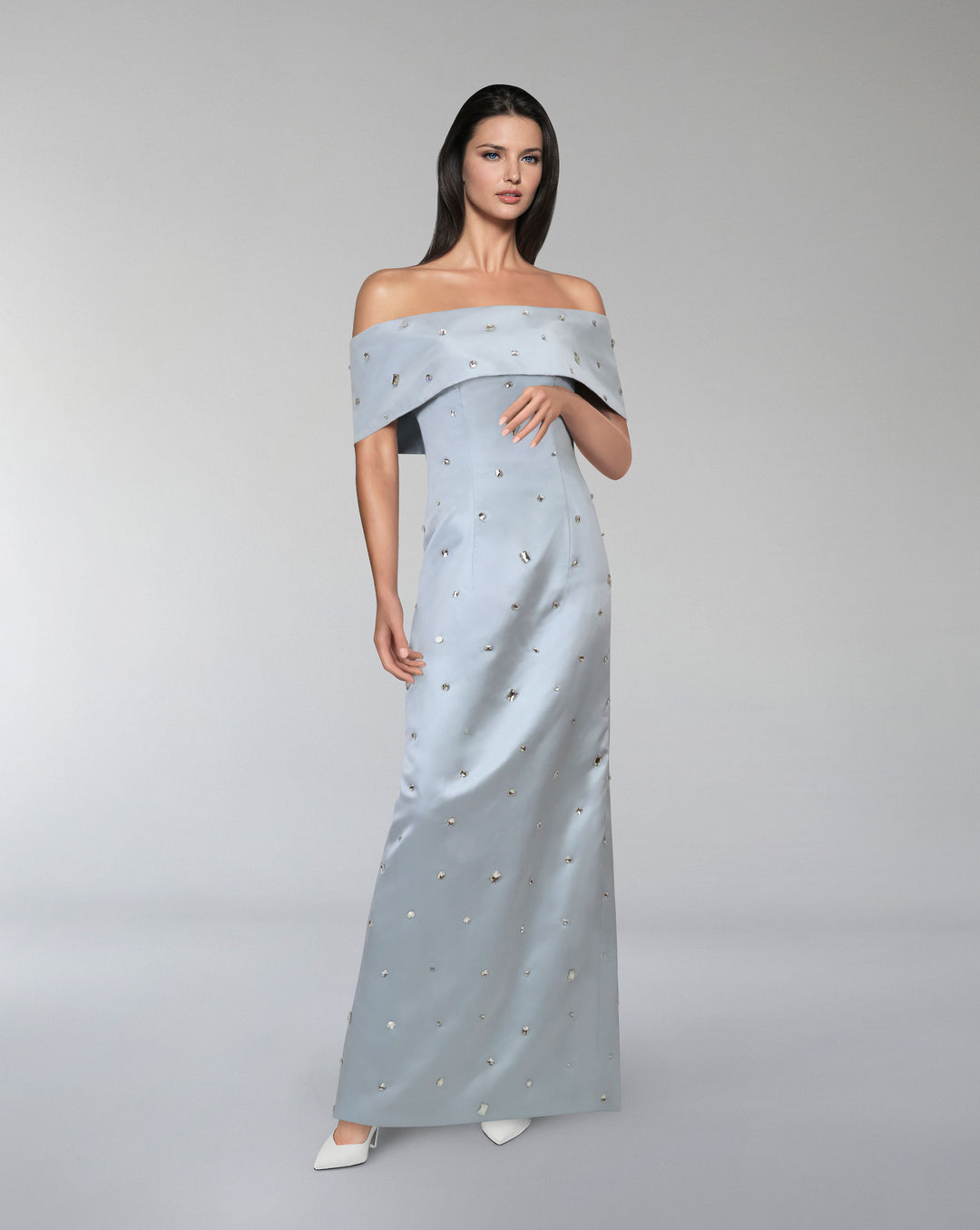 strapless beaded dress with little tail ODD-Luraal