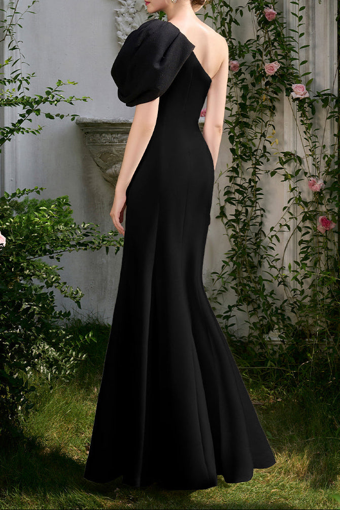 فستان حورية البحر بكتف واحد مع وردة منحوتة – نوار