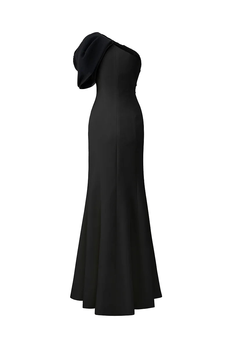 فستان حورية البحر بكتف واحد مع وردة منحوتة – نوار