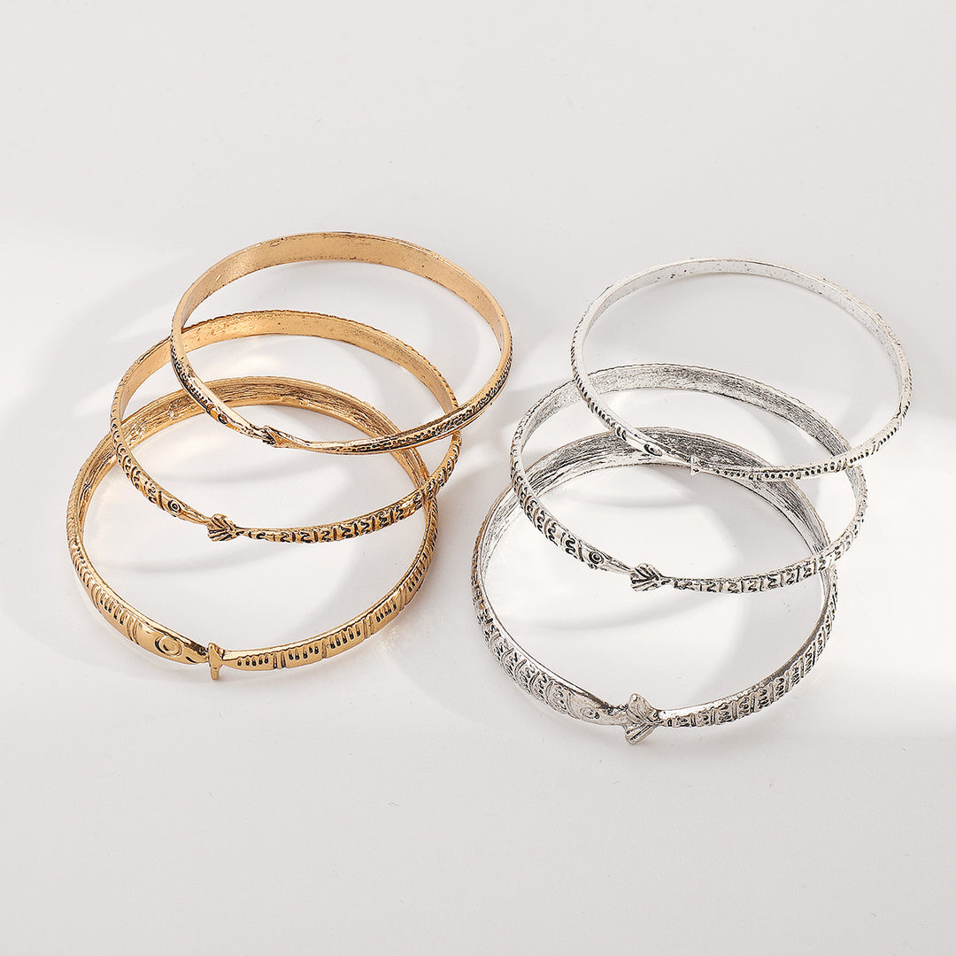 engraved fish motif bangle bracelet - KORAMU