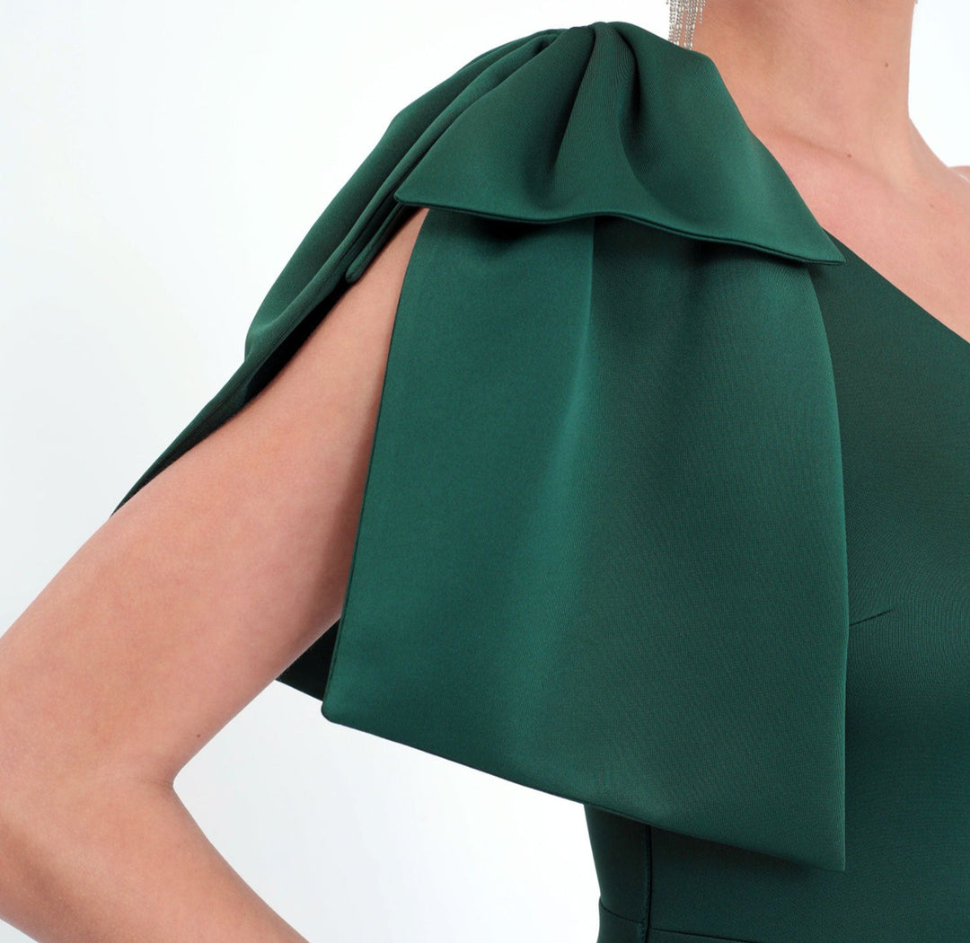 Plissiertes Oberteil mit ausgestellten Ärmeln und Maxirock-Set mit Taillengürtel – Rosiny 