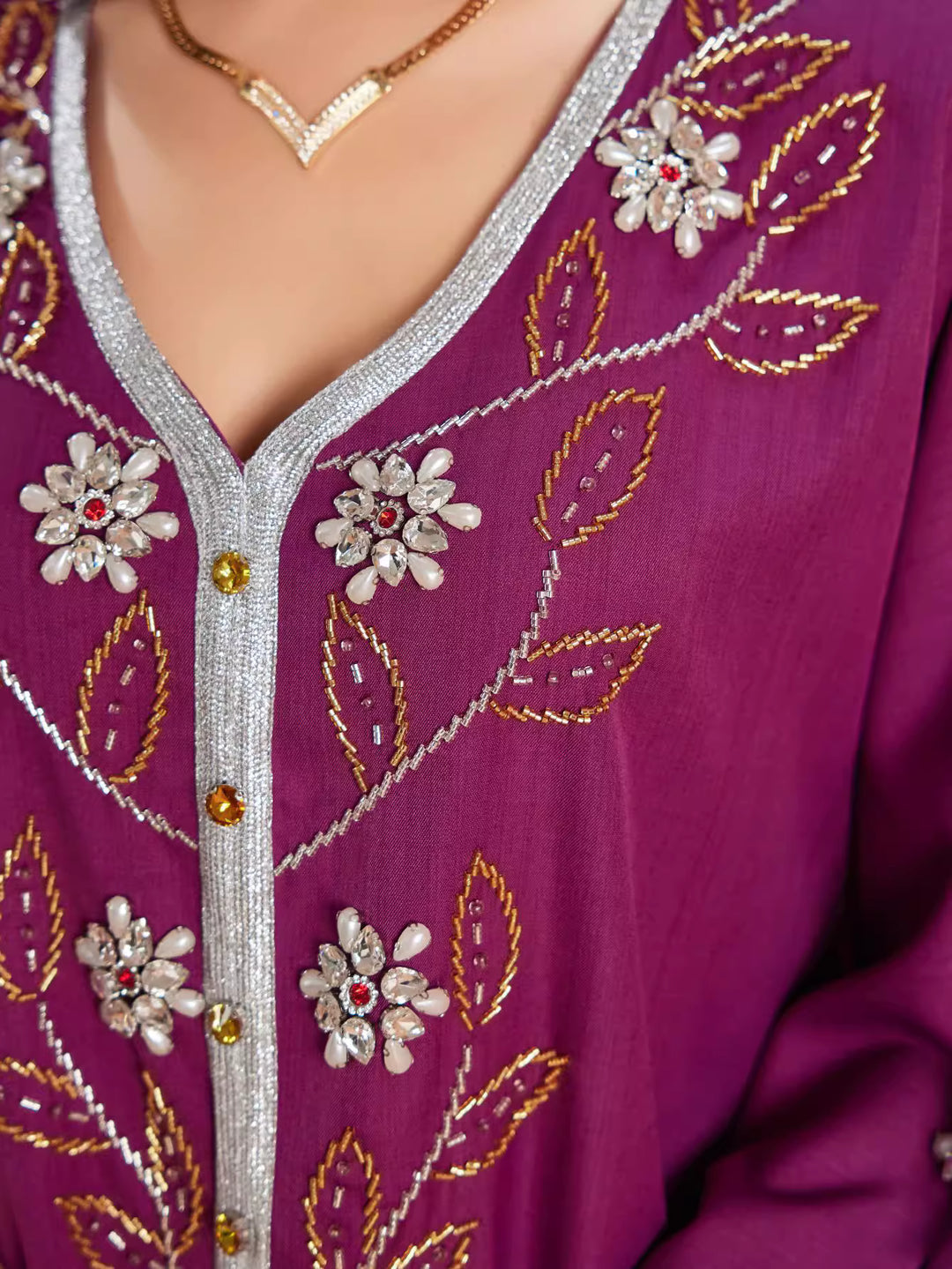 costume évasé sur mesure avec manches bouffantes en satin – VALENCIA 