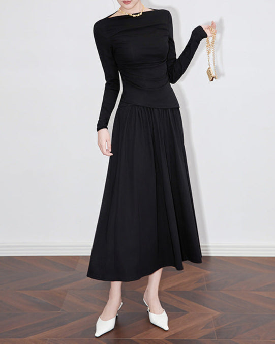 短袖中长连衣裙，配有3D花卉贴花 - BLOOMIQ 