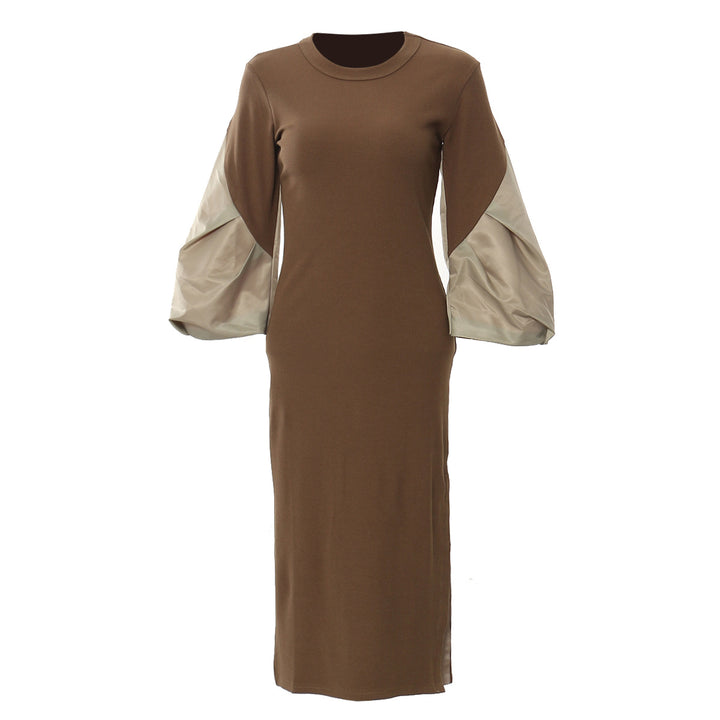 بدلة مصممة خصيصًا بأزرار ذهبية – مارون