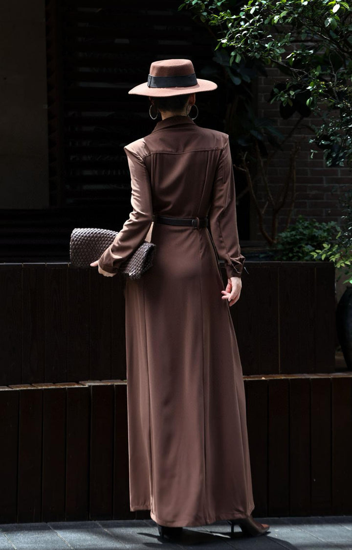 فستان عسكري ماكسي بأزرار وخصر بحزام – قيادة نوير