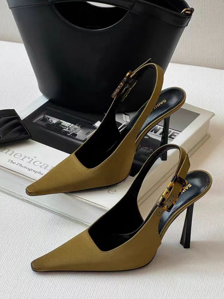 Plissiertes Oberteil mit ausgestellten Ärmeln und Maxirock-Set mit Taillengürtel – Rosiny 