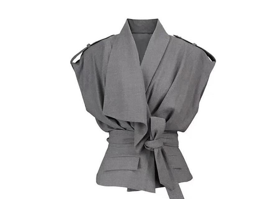 sleeveless wrap jacket with wide lapels – GREYSON