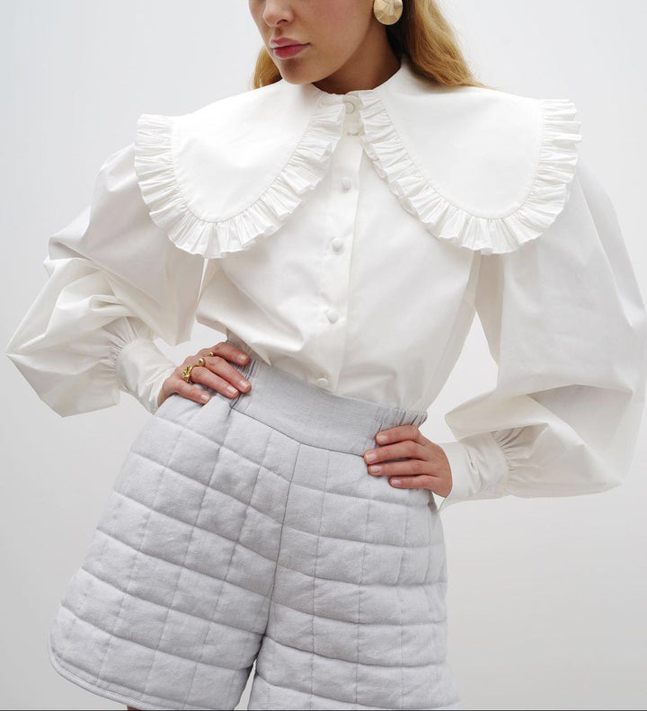 puff-sleeve blouse with oversized ruffled collar – ELARA