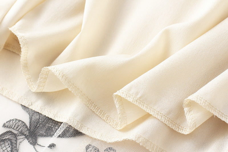 تنورة ميدي من التول مع طبقة خارجية مطرزة بفراشة – ماريبوسا