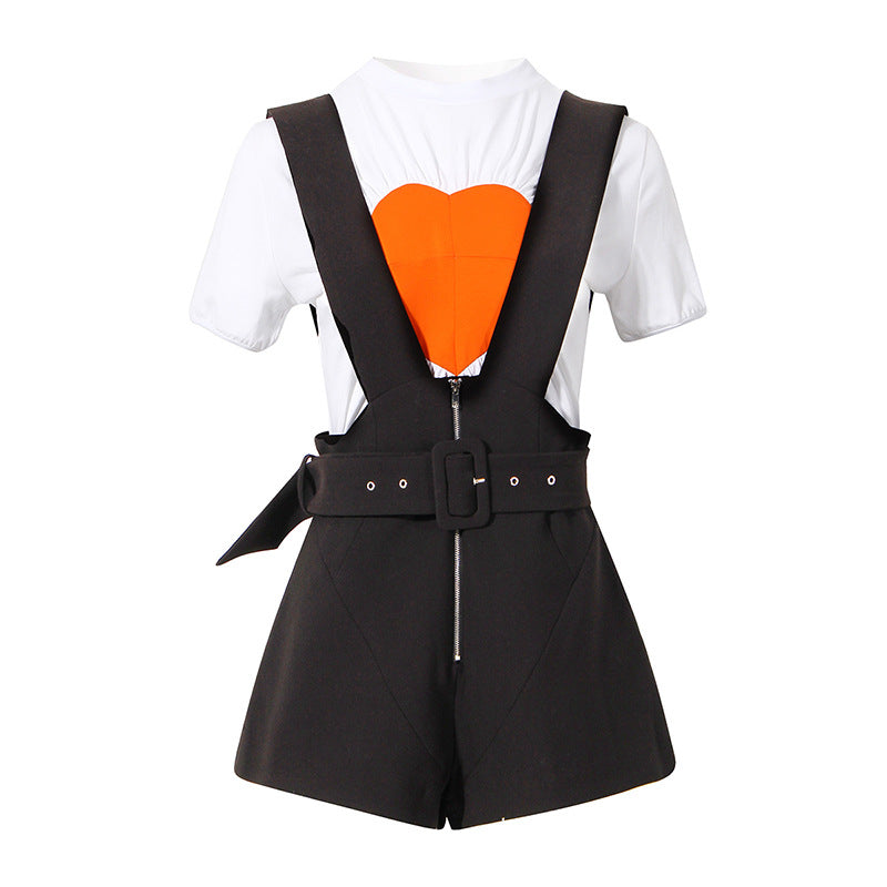 short-sleeve ruched T-shirt with heart patch & belted bib shorts - AMORKA
